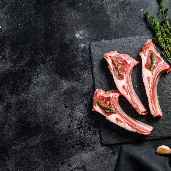 Rosmarin- og hvitløkstekt lammecarré 4-retters